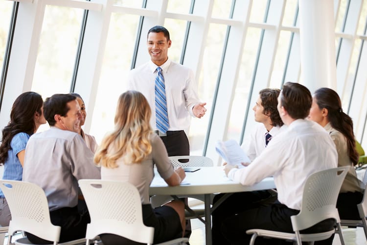 15 Ways To Manage And Motivate Your Sales Team